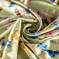 Шелк натуральный К06-0059 светло-салатовый принтованный