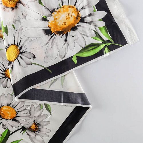 Шелк натуральный К13-933 молочный принтованный