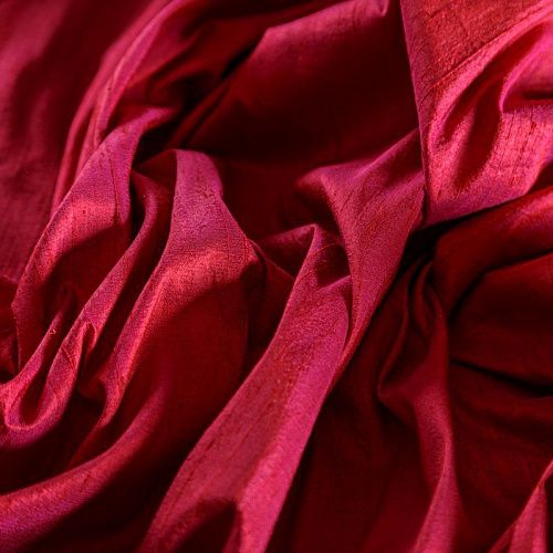 Дикий шелк 016-04746 малиновый однотонный